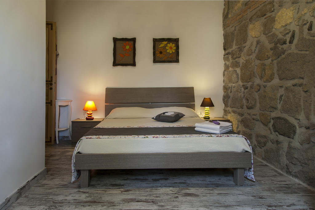 Locanda Villa Naumanni Tarquinia Quarto foto